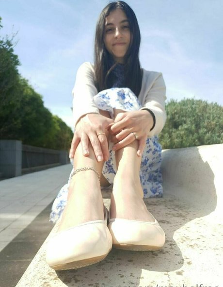 maybelfree 美しいモデル 写真