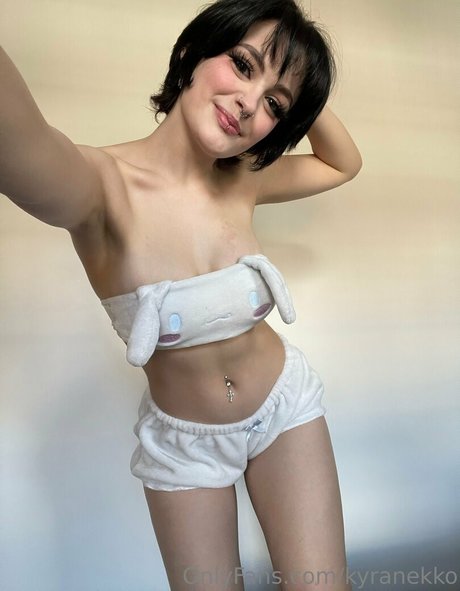 Kyranekko ポルノスター 独占 写真