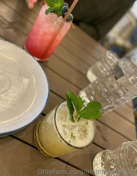 irisinthekitchen 可愛いモデル 画像