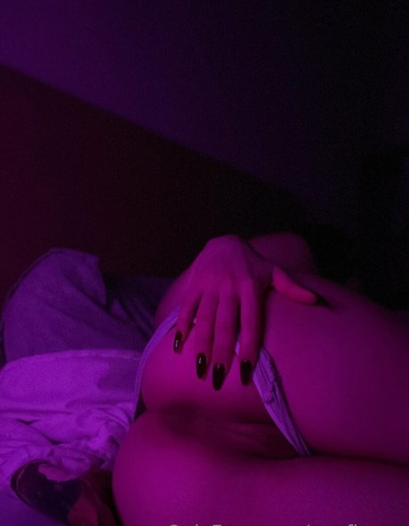 Apofigeaa ポルノモデル ギャラリー