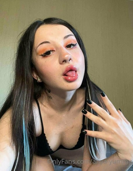 ann d voure xxxスター 写真