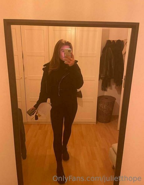 julietthope トップ女優 画像