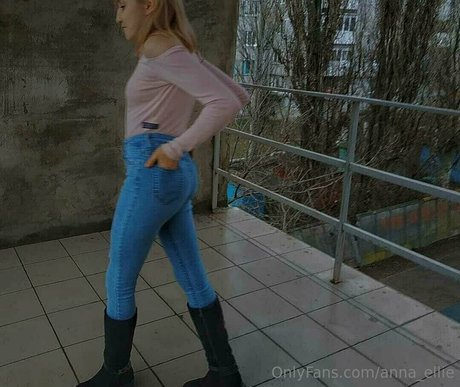 セクシーなブロンドのOnlyFans セクシーヌード ギャラリー