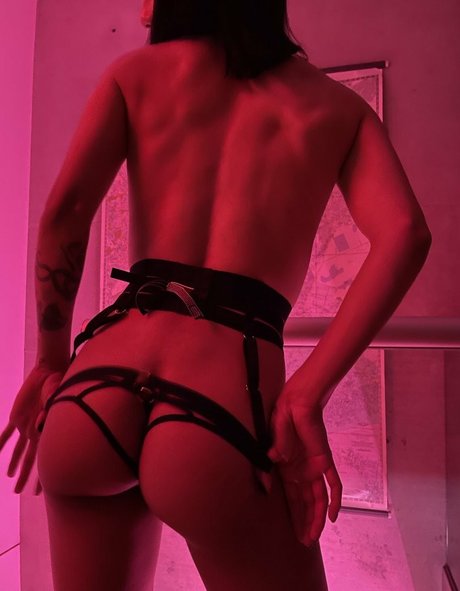 スターティーンオンリーファンズ ホットセクシー ギャラリー