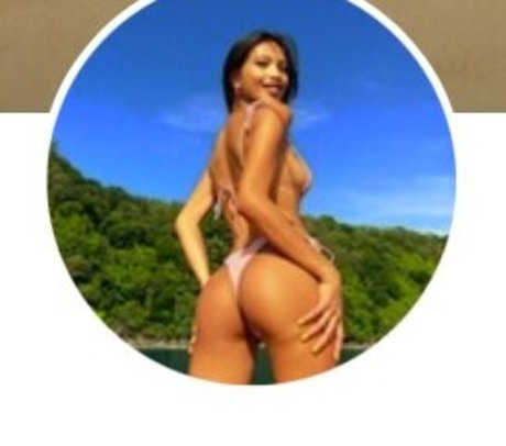 Iya themodel xxxスター ギャラリー