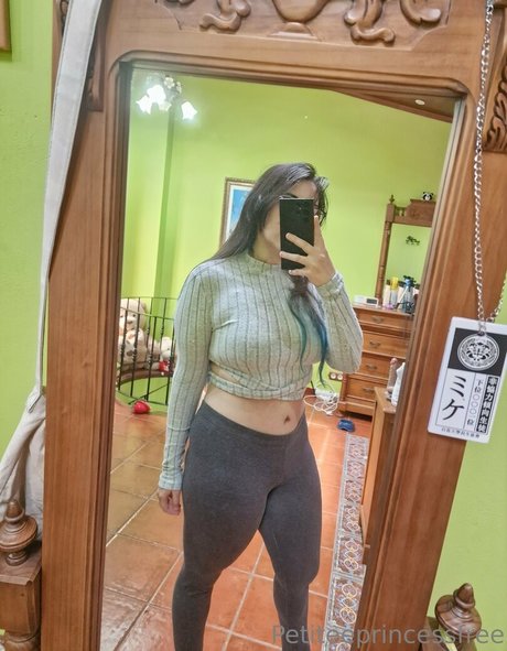 黒髪の熟女OnlyFans 限定 写真