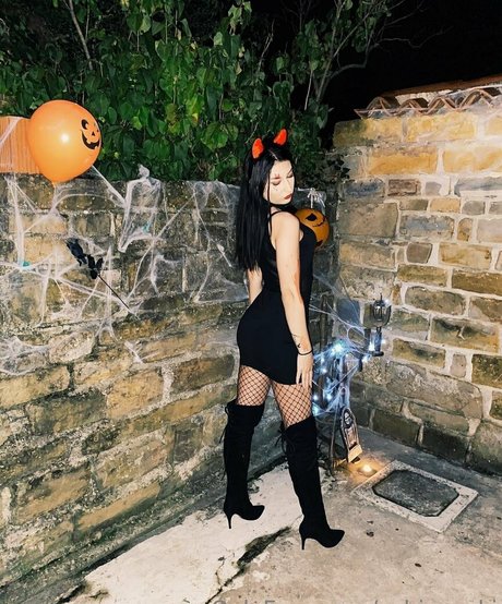 sab oki スター 裸 画像