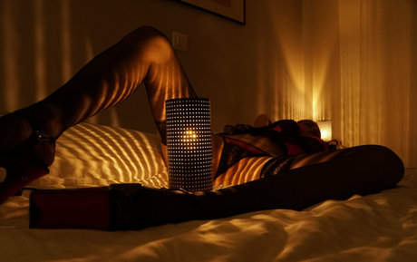 Ivonazg 裸のスター 写真