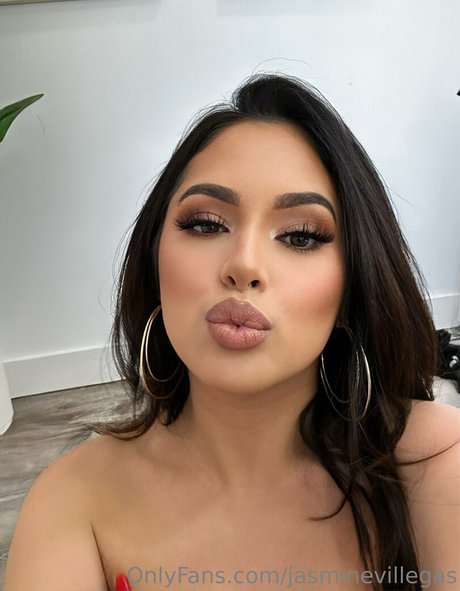 Jasmine Villegas ポルノスター HD 写真