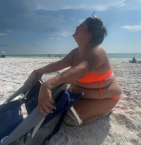 トップレスビーチOnlyFans 無料 写真