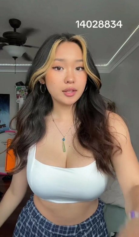 アジア人痴女OnlyFans ホットセクシー 写真