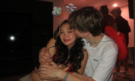 黒檀のシャワー OnlyFans セクシーヌード 写真