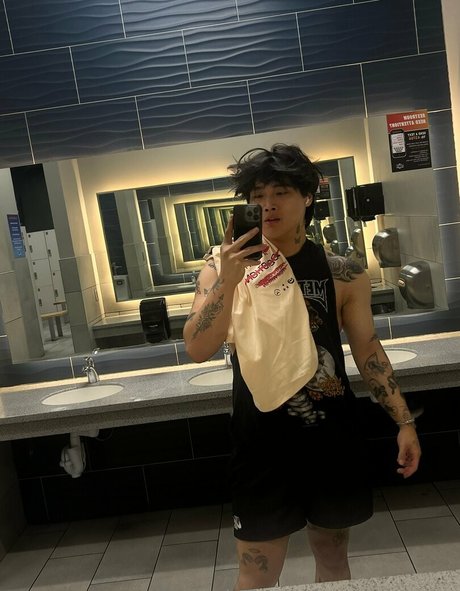 曲線美の赤毛OnlyFans 裸 画像