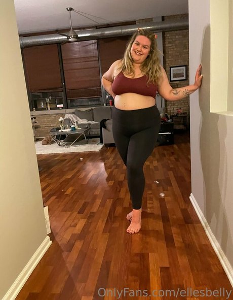 ellesbelly 素敵なモデル 写真