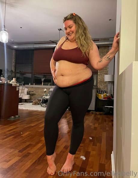 ellesbelly セックスポルノスター 画像