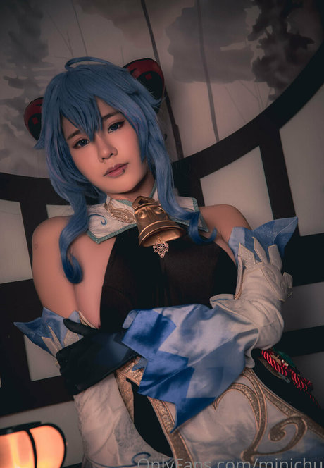 Minichu Thai スター ヌード ギャラリー