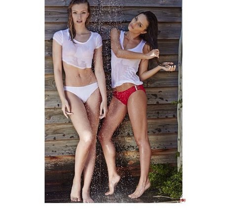 Niamh Adkins 完璧なポルノスター アーカイブ