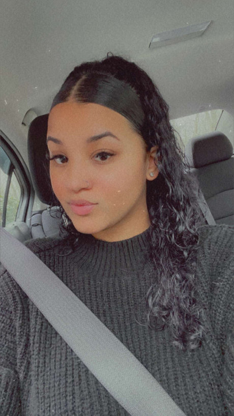 Makalaa_ ポルノスター 裸 写真