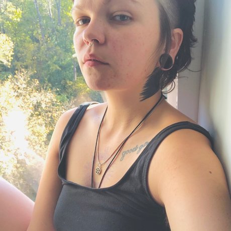 Mistress Ruin 無料モデル 画像