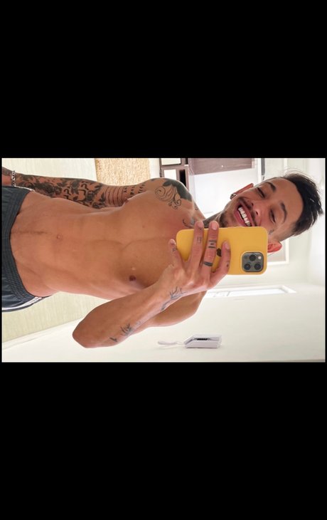 Gean Polinski ポルノ女優 写真