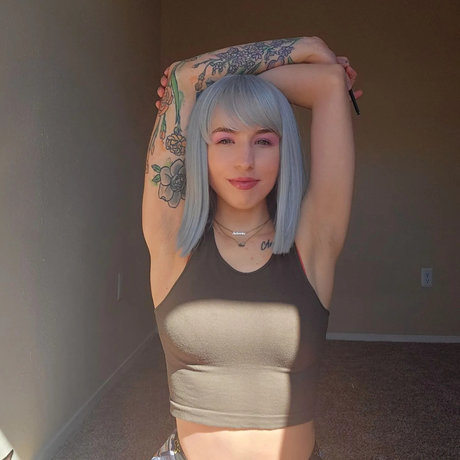 Genesis Grey ポルノスター 高品質 画像