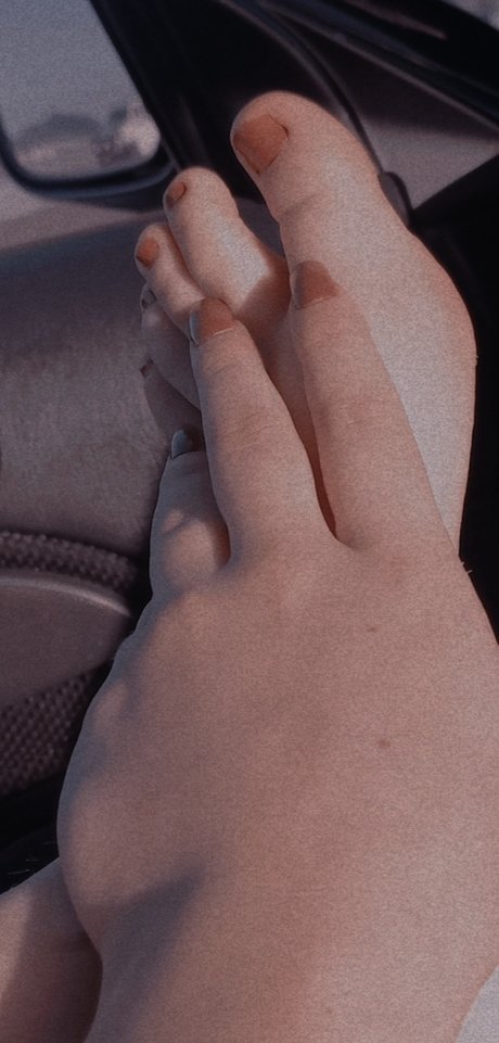 Katie s Feet 4 you エロティックなモデル 写真