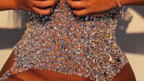 Goddess V 裸モデル 画像