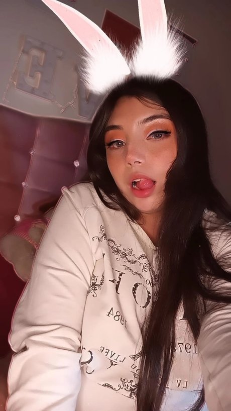 Nahomy Miller エロティックなモデル 写真