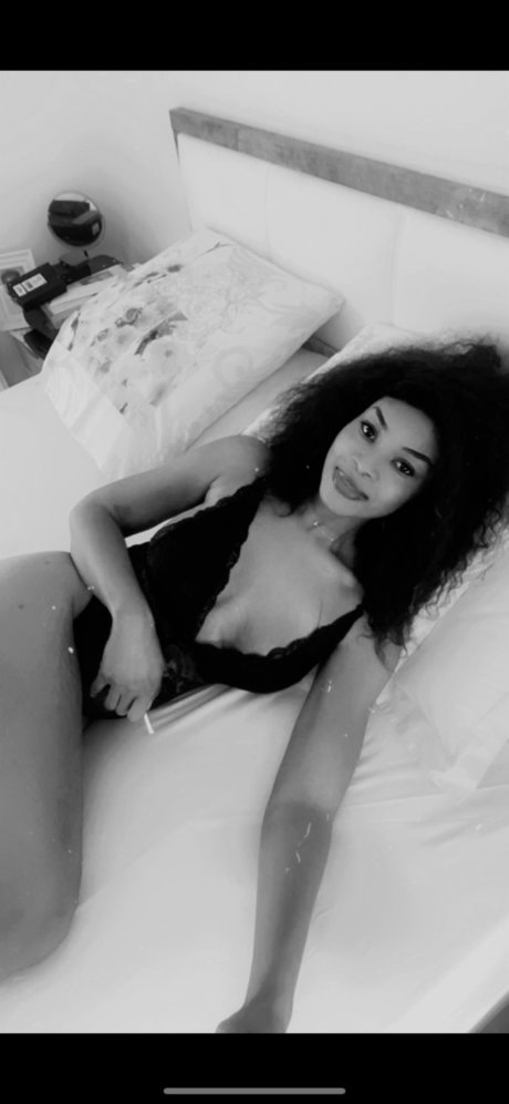 Donanota セクシーモデル ギャラリー