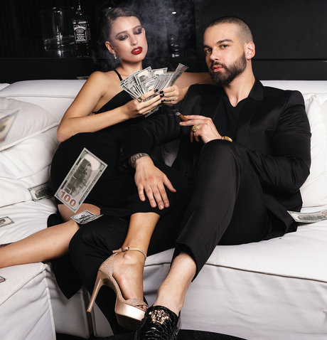 Damian Prosalendis s Millionaire Secrets かわいいスター 写真