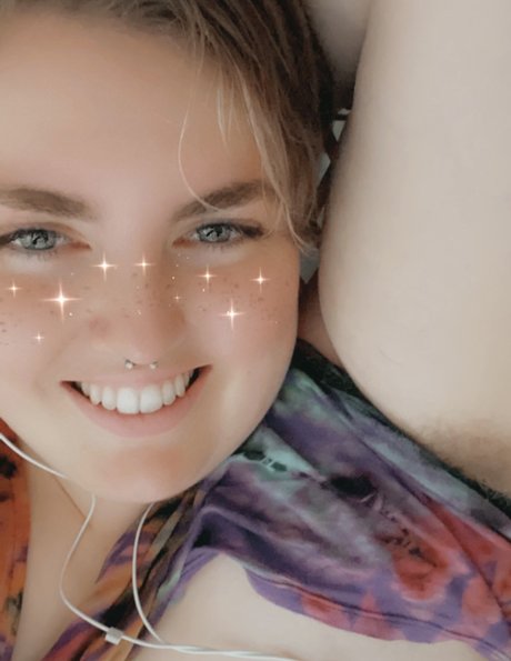 Curvy Corn_ アダルトモデル 画像