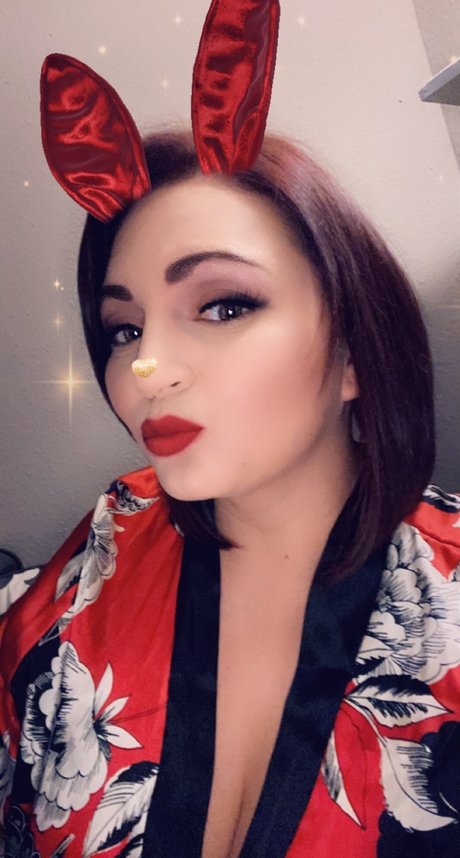 CurvyVixen 限定スター ギャラリー