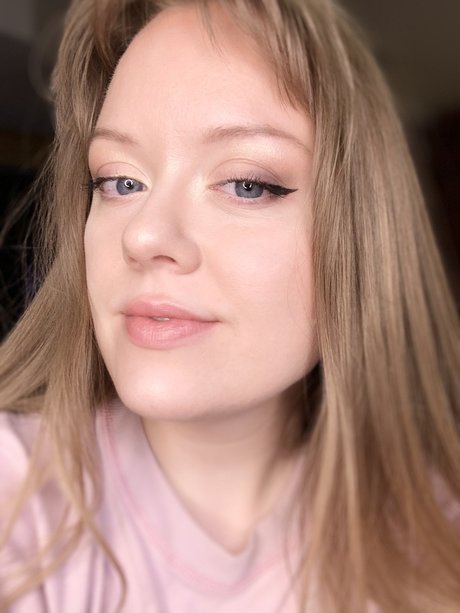 Dahli セックスモデル 写真