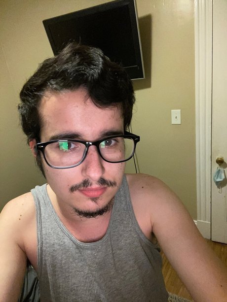 Nathan Baker ポルノ女優 画像