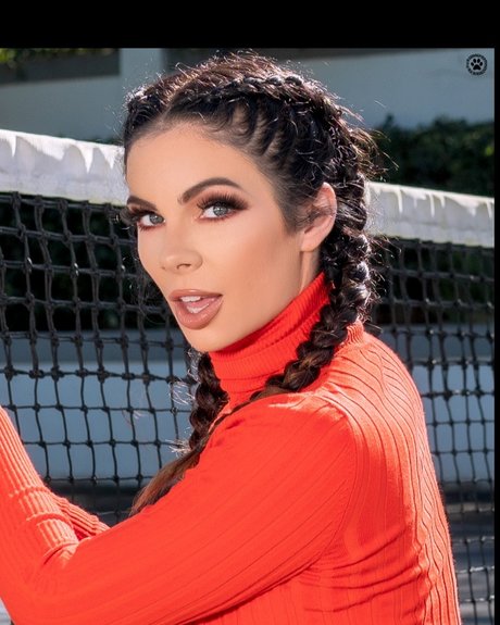 Nataliya S 完璧な女優 写真