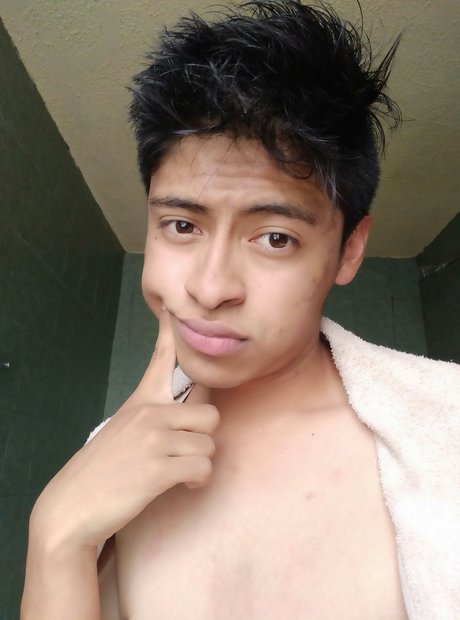 Cristian Parra ホットなスター 画像