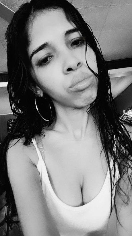 Carmen M Arroyo スター 写真