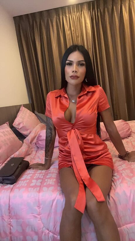 小柄なブロンドの熟女OnlyFans ホットポルノ ギャラリー