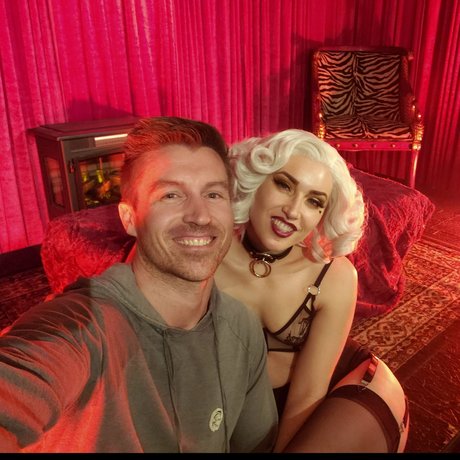 CosmicBroccoli トップ女優 写真