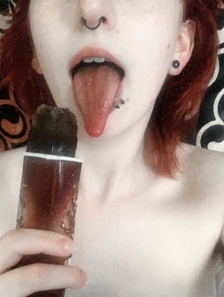 NaughtyFoxx 裸モデル 写真