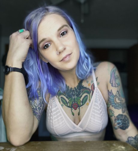 Smokin Ember Rose ポルノスター 可愛い 画像