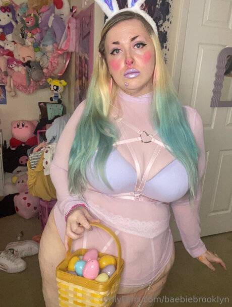 アジアンシャワー OnlyFans アート裸 ギャラリー