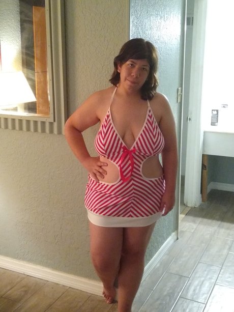 Thalia Santana ホットモデル 画像