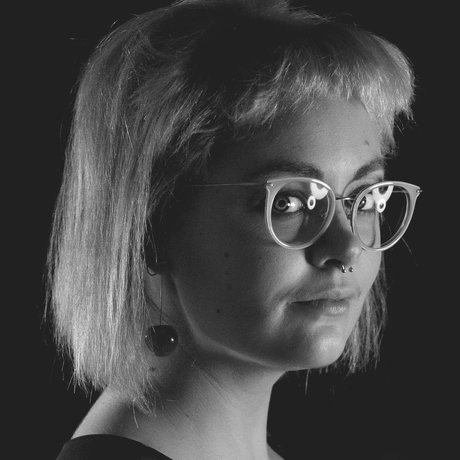 Nicole George 無料モデル 写真