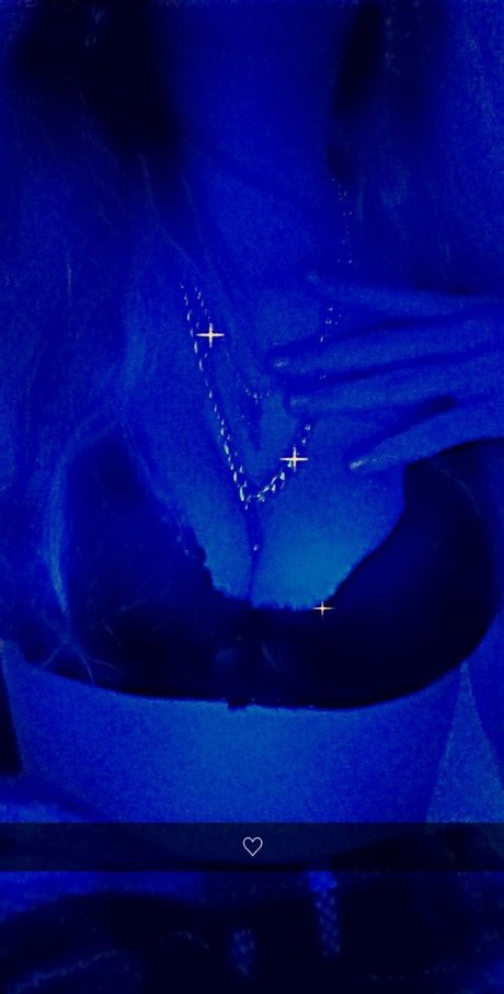 Nicole nyx ポルノスター ヌード 画像