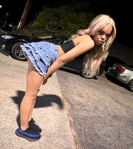 Nia Dior xxxモデル 画像