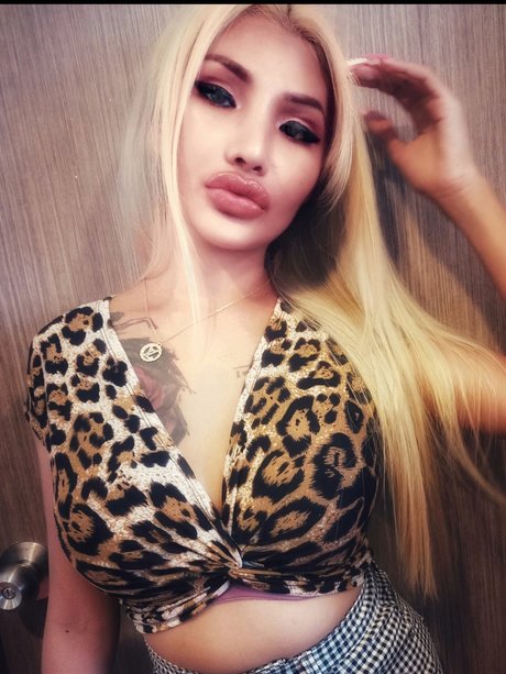 BelenthaiVIP 裸のスター 画像