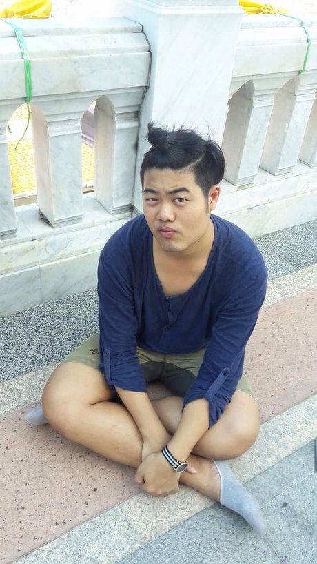 Aninsey ポルノモデル 画像