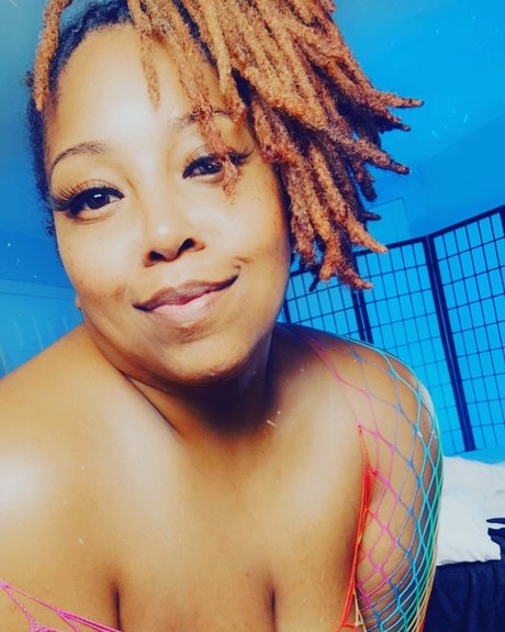 Nisha Swallowz 高品質モデル ギャラリー