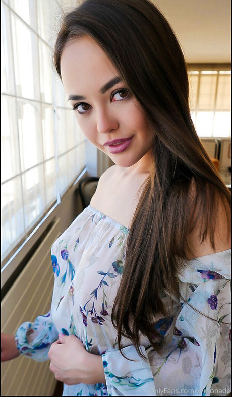 熟女ティーンOnlyFans エロチック 画像